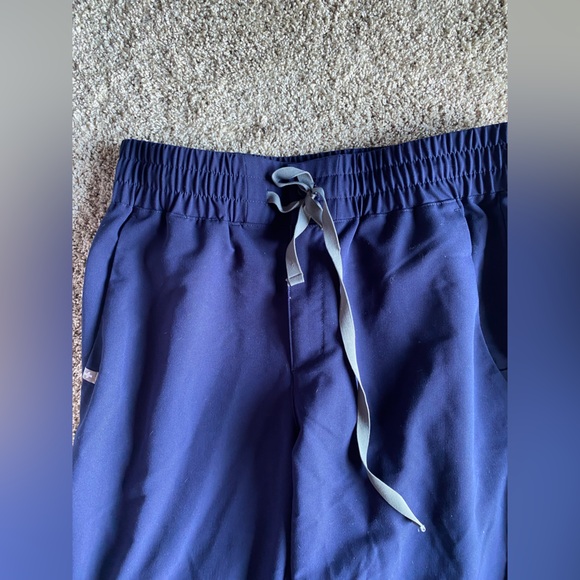 FIGS Zamora Navy Jogger Scrub Pants Women's - Picture 3 of 7